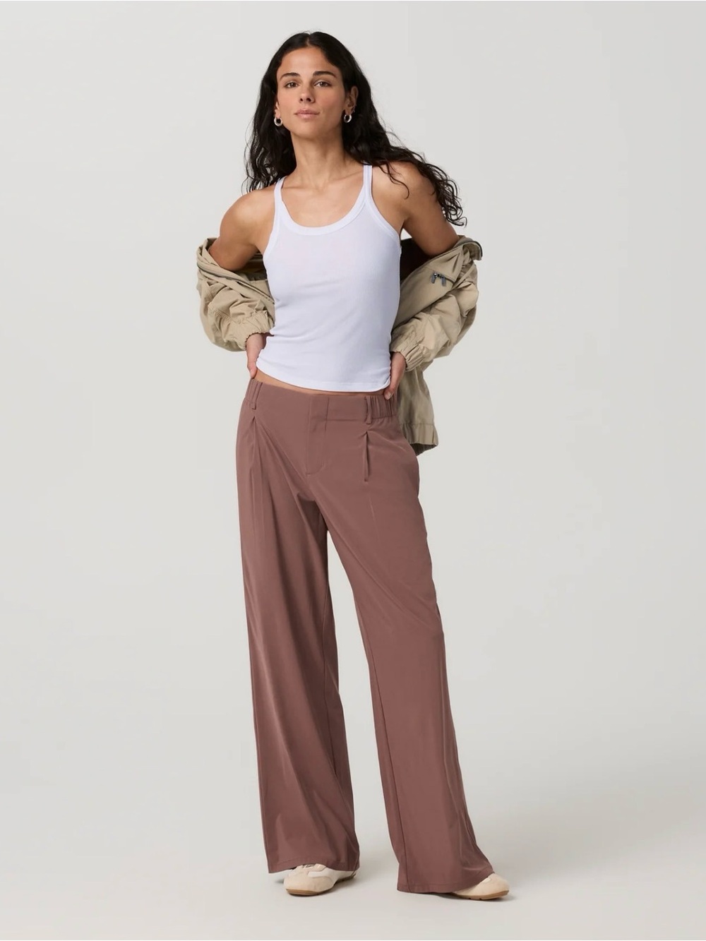 Vuori Wide-Leg Pants in Grey